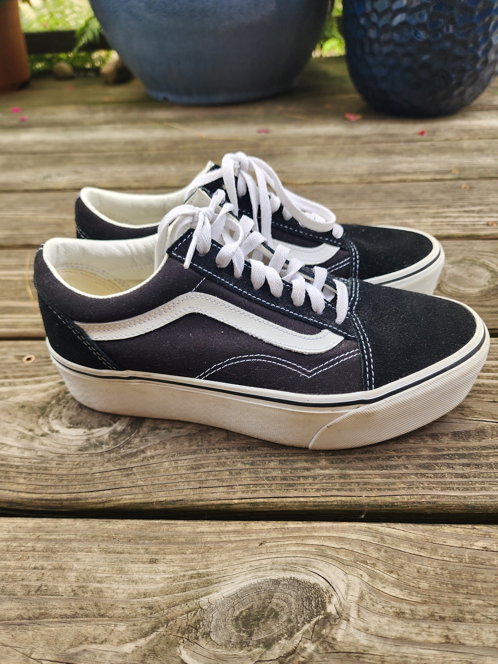 Vans Black and White Old Skool Sneaker Size 8.5 - Picture 5 of 15
